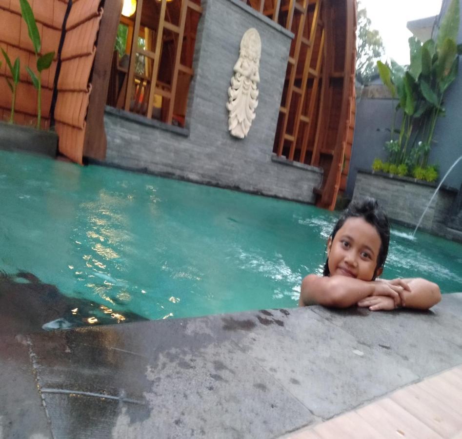 Villa Lumbung Amertha Sari ロヴィーナ エクステリア 写真
